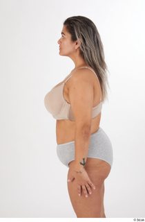 Photos Manuela Ruiz in Underwear arm upper body 0001.jpg
